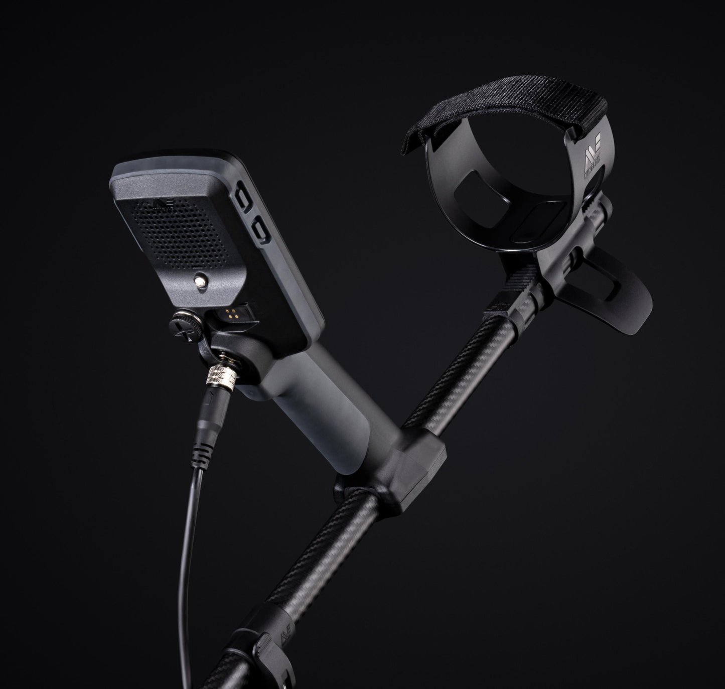 Minelab Equinox 900 Carbon Shaft Design made for cumfort